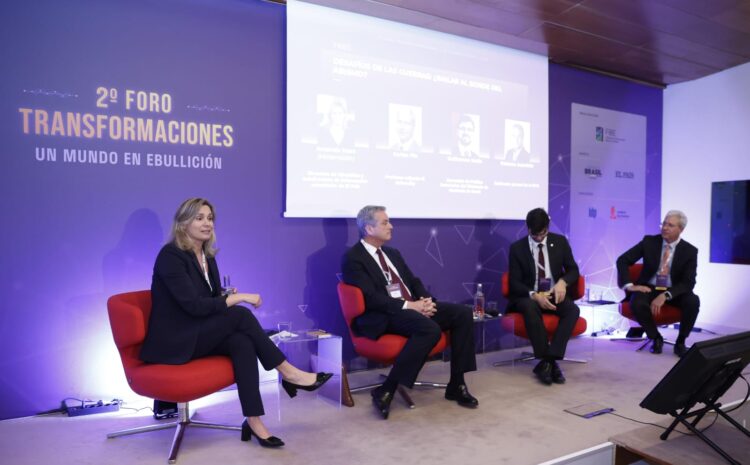  “A China não vai aceitar passivamente uma imposição do poder americano”, diz secretário Guilherme Mello