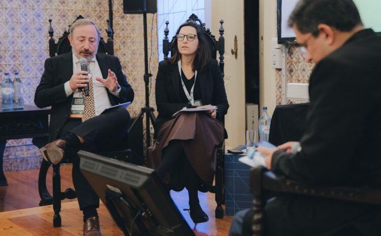  Novo aeroporto de Lisboa citado como “dilema regulatório”